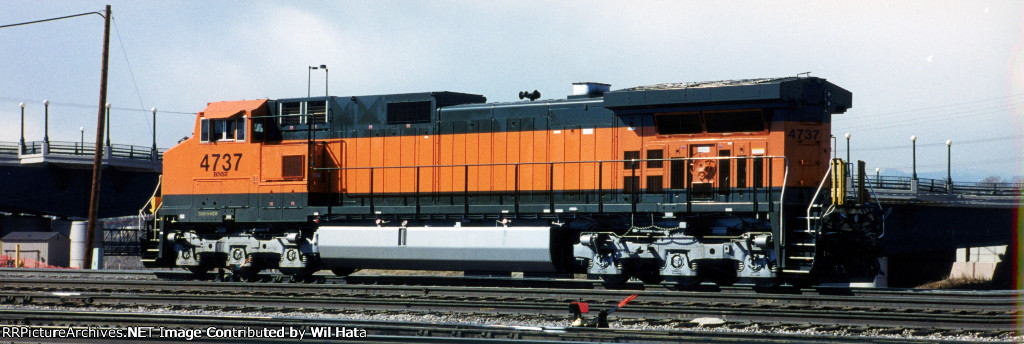 BNSF C44-9W 4737